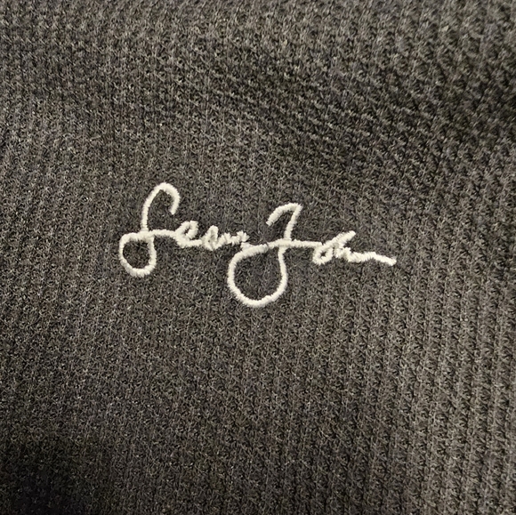 Sean John Black Waffle Knit Long Sleeve Shirt Men's Medium Logo Cuff & Chest - Picture 3 of 8